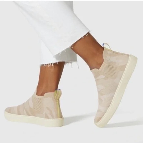 Rothy's Shoes - Rothy's Sand Camo Chelsea Boots Slip On Knit Shoes Sneakers Ankle Height Size 6